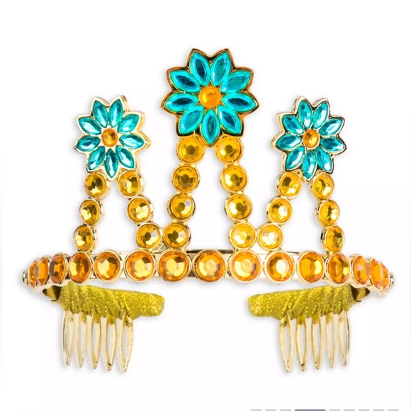 Deluxe Fancy Nancy Costume with Wings and Crown - Picture 4 of 9